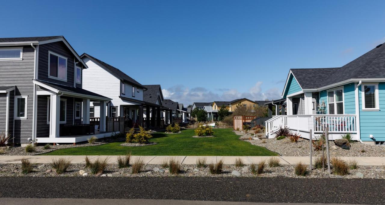 Whale Of A Tale Villa Ocean Shores Exterior photo